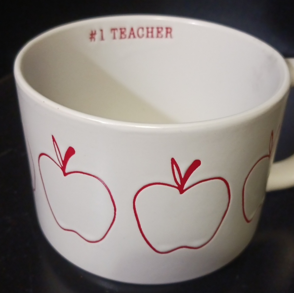 Mug/soup bowl Teachers Gift red and white, simple reminder that shes appreciated